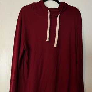Zyia boyfriend hoodie cranberry Medium
